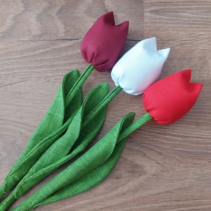 Textil tulipán , Otthon & Lakás, Dekoráció, Asztal és polc dekoráció, Asztaldísz, Varrás, MESKA