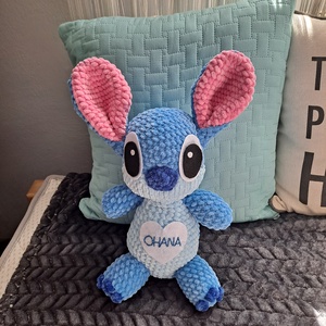 Plüss Stitch csillagkutya 35cm, Játék & Sport, Plüssállat & Játékfigura, Más figura, Horgolás, MESKA