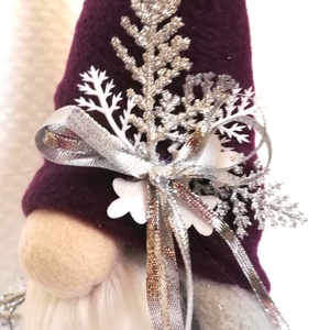 Téli manó ajándékdobozzal - karácsony - karácsonyi lakásdekoráció - karácsonyi manók, figurák - Meska.hu