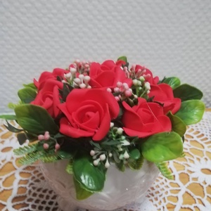 Vörös rózsás asztaldísz, Otthon & Életmód, Dekoráció, Asztal és polc dekoráció, Asztaldísz, Mindenmás, Virágkötés, MESKA