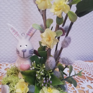 Bájos nyuszis asztaldísz - ünnepi díszek, dekorációk - húsvéti díszek és dekorációk - húsvéti virágos díszek - Meska.hu
