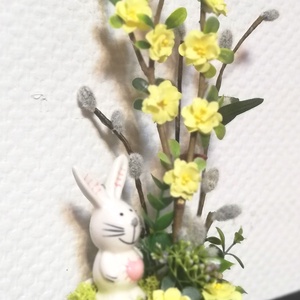 Bájos nyuszis asztaldísz, Ünnepi díszek, dekorációk, Húsvéti díszek és dekorációk, Húsvéti virágos díszek, Mindenmás, Virágkötés, MESKA