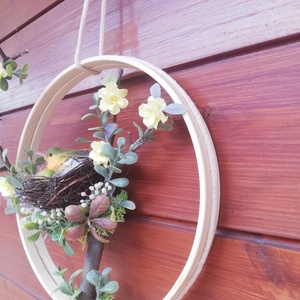 Tavaszi ajtódísz madárkával - ünnepi díszek, dekorációk - húsvéti díszek és dekorációk - húsvéti ajtódísz, kopogtató - Meska.hu