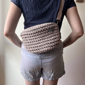 Horgolt cikcakk mintás crossbody táska - táska & tok - övtáska - Meska.hu