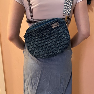 Horgolt varázsszem mintás crossbody - táska & tok - övtáska - Meska.hu