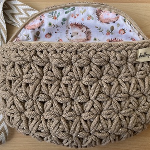 Horgolt dupla jázmin mintás crossbody - táska & tok - övtáska - Meska.hu