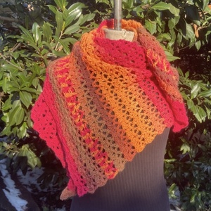 Tűzmadár horgolt kendő sálkendő - ruha & divat - sál, sapka, kendő - sál - Meska.hu