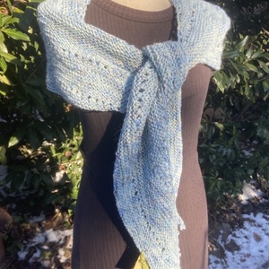 Téli rege kézzel kötött sálkendő - ruha & divat - sál, sapka, kendő - sál - Meska.hu