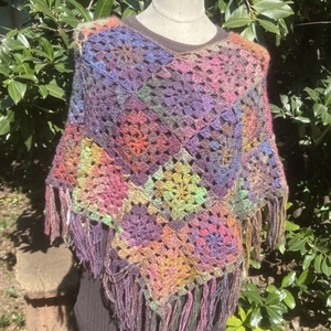 Jazzy Extra Tündér  Poncsó horgolt mandala poncsó - Meska.hu