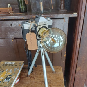 Fényképezőgép lámpa  - otthon & életmód - lámpa - asztali lámpa - Meska.hu