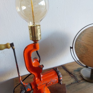 Patinás húsdaráló lámpa , Otthon & Életmód, Lámpa, Asztali lámpa, Famegmunkálás, MESKA