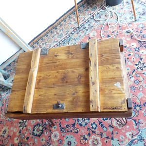 Láda dohányzóasztal  - otthon & életmód - bútor - asztal - Meska.hu