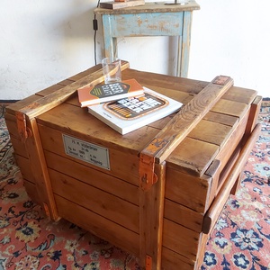 Láda dohányzóasztal  - Meska.hu