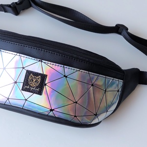 Spiderwebs ezüst-holografikus mintás övtáska - táska & tok - övtáska - Meska.hu