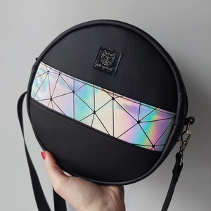 Full Moon körtáska fekete színben, holografikus ezüst díszcsíkkal - Meska.hu