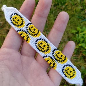Smiley karkötő, Ékszer, Karkötő, Fonott karkötő, Csomózás, MESKA