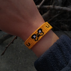 Adventure Time karkötő (Jake) - ékszer - karkötő - fonott karkötő - Meska.hu
