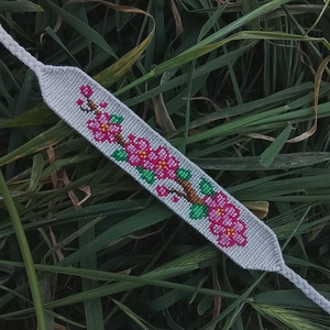 Sakura karkötő - Meska.hu