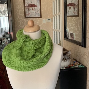 Kiskendő ajándék kézmelegítővel - ruha & divat - sál, sapka, kendő - fejpánt - Meska.hu