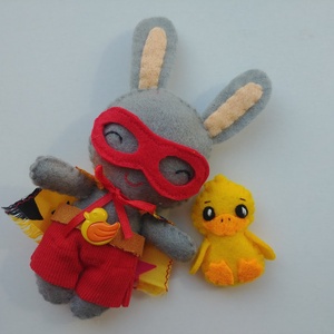 Szuperhős nyuszi - cuki kacsa segítő társsal és levehető kiegészítőkkel - játék & sport - plüssállat & játékfigura - nyuszi - Meska.hu