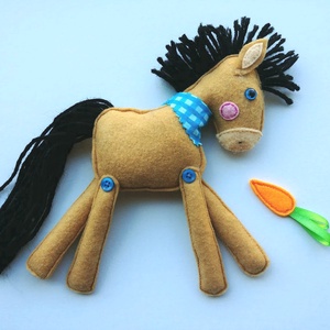 Cuki filcpaci répával foglalva vendeg287358 részére - játék & sport - plüssállat & játékfigura - ló - Meska.hu