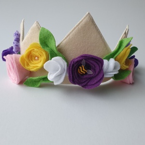 Virágokkal, méhecskével, gyöngyökkel díszített királykisasszony korona - AZONNAL VIHETŐ! - Meska.hu