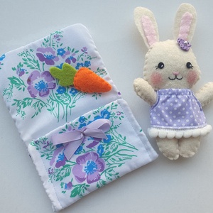 Apróságok szundizsákban- cuki nyuszilány répával - játék & sport - plüssállat & játékfigura - nyuszi - Meska.hu