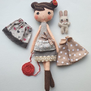 Sugi- öltöztethető  textilbaba pinduri nyuszival és kiegészítőkkel - AZONNAL VIHETŐ! - játék & sport - baba & babaház - öltöztethető baba - Meska.hu