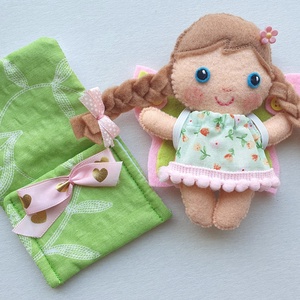 Apróságok szundizsákban- Zelda aprócska tündérlány levehető szárnyakkal(zöld) - játék & sport - baba & babaház - játékbaba, babakellék - Meska.hu