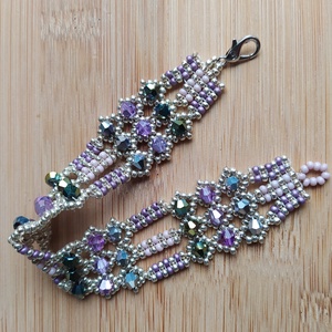 Karkötő fűzött - ékszer - karkötő - gyöngyös karkötő - Meska.hu