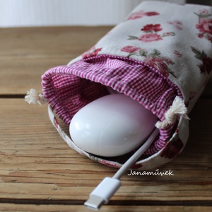 Fülhallgató tartó - táska & tok - pénztárca & más tok - fülhallgató tok  - Meska.hu