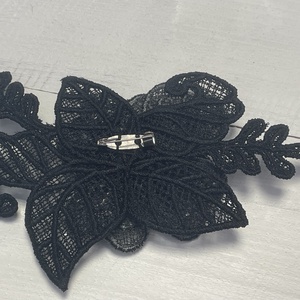 Csipke bross/kitűző - ékszer - kitűző és bross - kitűző - Meska.hu