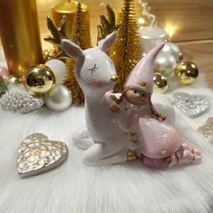 Kislány szarvasfigurával adventi asztaldísz - karácsony - Meska.hu