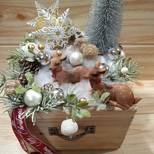 Ezüst karácsony asztaldísz natúr fa fiókban őz figurákkal - Meska.hu