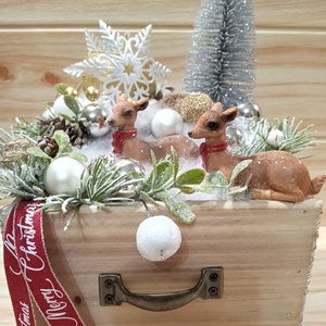 Ezüst karácsony asztaldísz natúr fa fiókban őz figurákkal - karácsony - karácsonyi lakásdekoráció - Meska.hu
