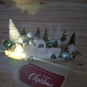 Autó erdei úton-világító fényszórókkal- karácsonyi dekoráció - karácsony - karácsonyi lakásdekoráció - Meska.hu