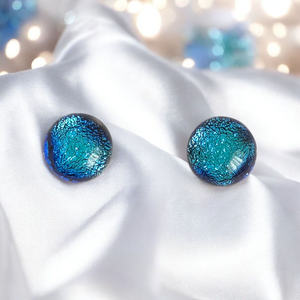 Glamor középkék csillogás bedugós fülbevaló, Ékszer, Fülbevaló, Pötty fülbevaló, Üvegművészet, MESKA