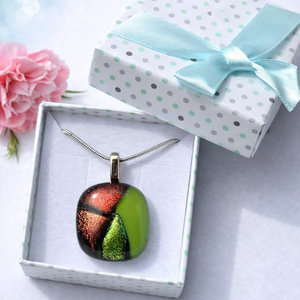 Zöldes, bronzos csillogás medál, Ékszer, Nyaklánc, Medál, Üvegművészet, MESKA