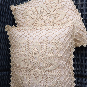 2 db. Beige párnahuzat horgolt mintával (40x40) - otthon & életmód - lakástextil - párna & párnahuzat - Meska.hu