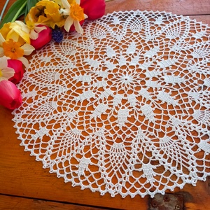 Fehér horgolt terítő (kb. 47 cm) - Meska.hu