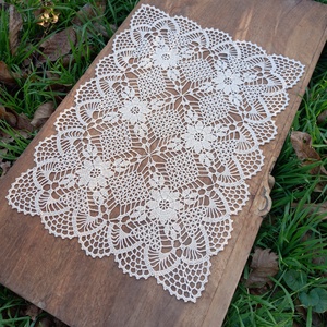 Ekrü színű horgolt terítő (40x54 cm) - otthon & életmód - dekoráció - asztal és polc dekoráció - horgolt & csipketerítő - Meska.hu