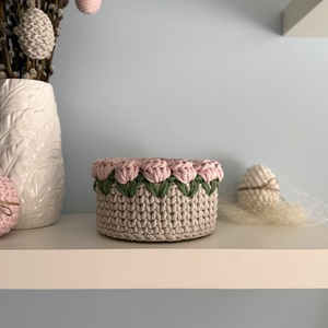 Horgolt tulipános kos�r - ünnepi díszek, dekorációk - húsvéti díszek és dekorációk - húsvéti kosár - Meska.hu