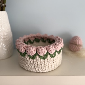 Horgolt tulipános kosár - ünnepi díszek, dekorációk - húsvéti díszek és dekorációk - húsvéti kosár - Meska.hu