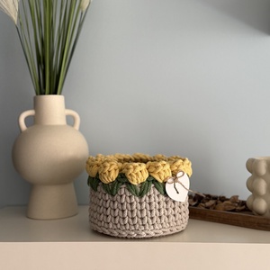 Horgolt tulipános kosár, Otthon & Életmód, Tárolás & Rendszerezés, Tárolókosár, Horgolás, MESKA