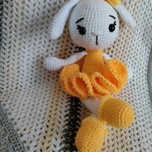 Fodros szoknyás nyúllány - Horgolt - játék & sport - plüssállat & játékfigura - nyuszi - Meska.hu