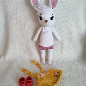 Nyúllány - Horgolt - játék & sport - plüssállat & játékfigura - nyuszi - Meska.hu