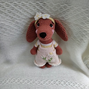 Kutyalány - Horgolt, Játék & Sport, Plüssállat & Játékfigura, Kutya, Horgolás, MESKA