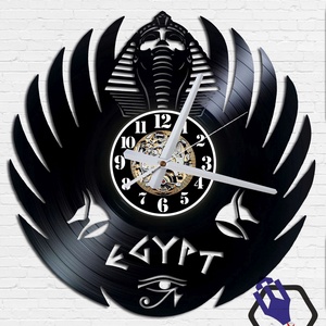 Falióra bakelitlemezből készítve - Egyiptom #1 - Meska.hu
