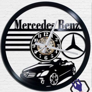 Falióra bakelitlemezből készítve - Mercedes Benz, Otthon & Lakás, Dekoráció, Falióra & óra, Fali és függő dekoráció, Gravírozás, pirográfia, Mindenmás, Meska
