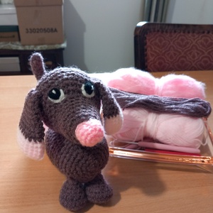 Horgolt tacskó, Játék & Sport, Plüssállat & Játékfigura, Kutya, Horgolás, Hímzés, MESKA